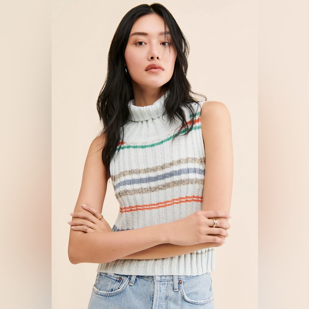 Free People Edith Vest Cropped Sweater Size Large Light Blue colorful striped.
